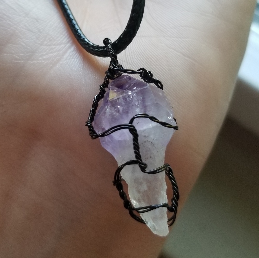 Wire Wrapped Amethyst Necklace [18in, black]